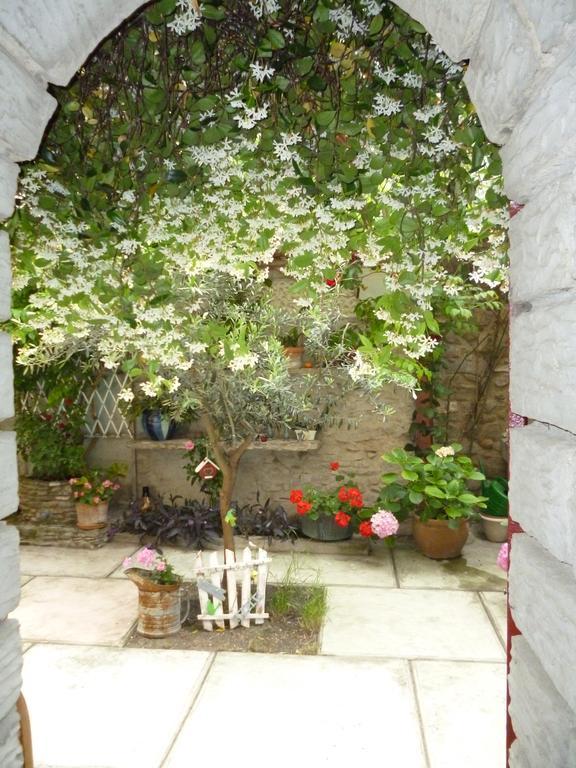 Chambres D'Hotes La Rose Des Vents Ginestas Екстериор снимка